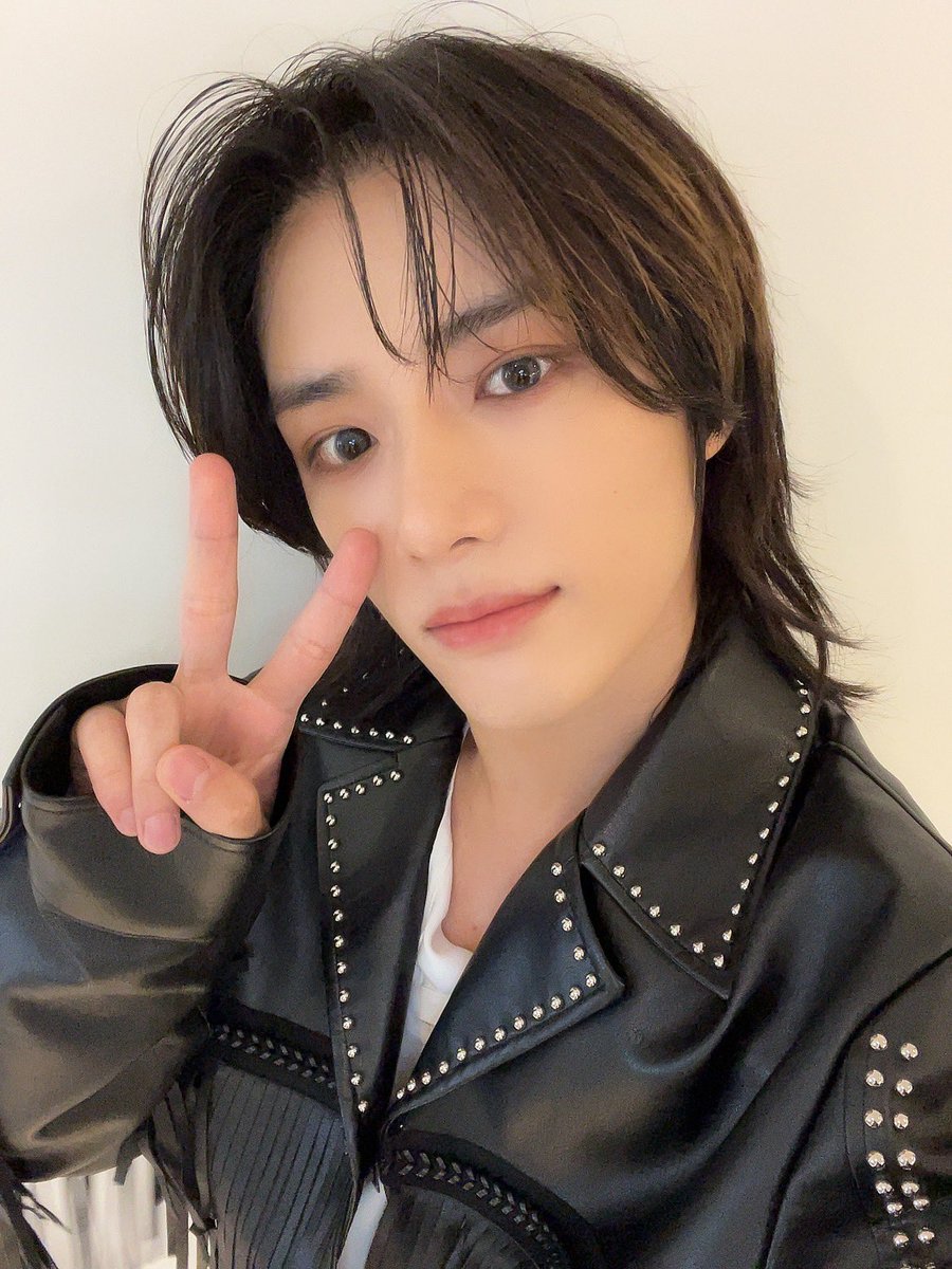 GYURRYThinker's tweet photo. Oh my... He is just... Amazing! I love him so so much! 

#BEOMGYU https://t.co/l6UhyhdH7a