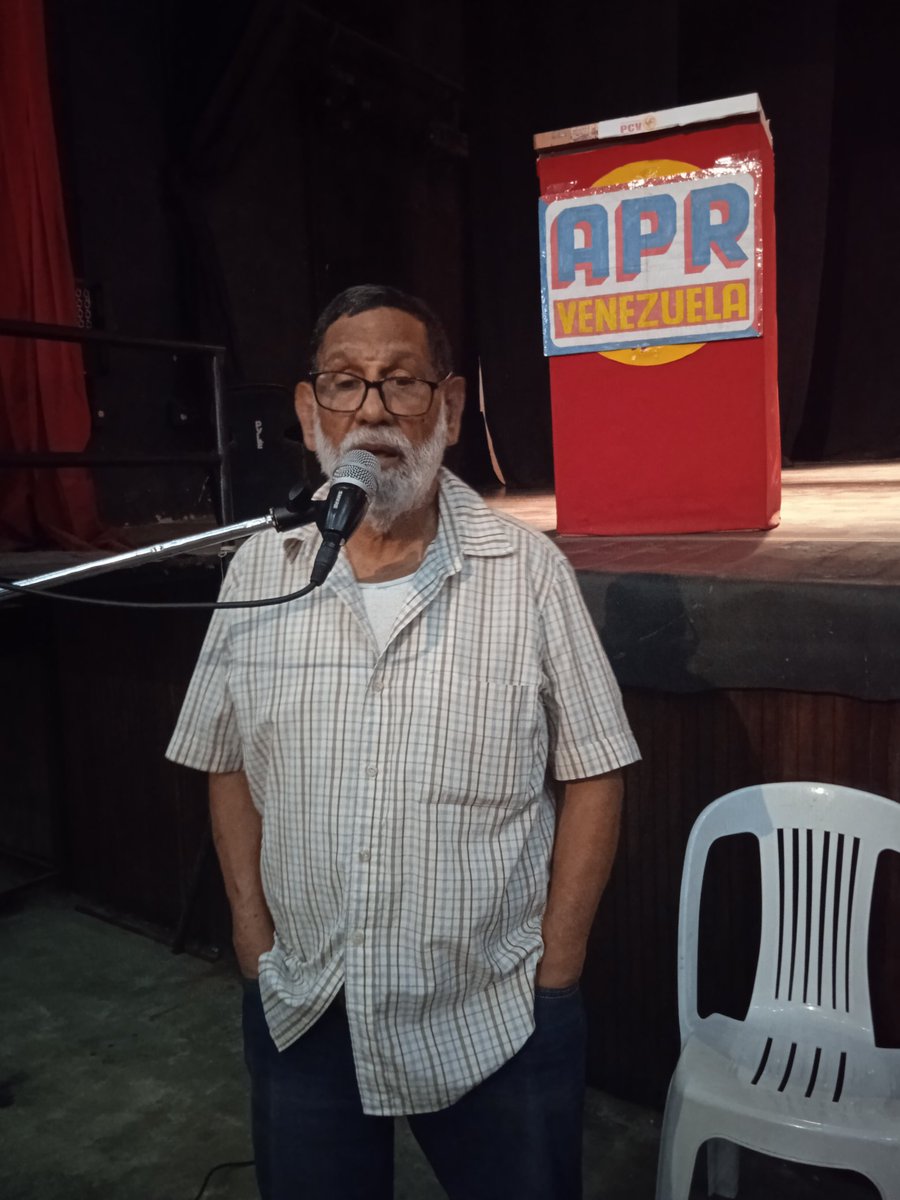 A continuación toma la palabra el camarada Rafael Uzcategui <a href="/ppt_uzcategui/">Rafael Uzcátegui PPT</a> manifestando la importancia de este reencuentro para impulsar aun más la APR <a href="/APR_Venezuela/">Alternativa Popular Revolucionaria (OFICIAL)</a> 
.<a href="/PCV_Venezuela/">Partido Comunista de Venezuela ☭</a> 
.<a href="/APR_Venezuela/">Alternativa Popular Revolucionaria (OFICIAL)</a> 
.<a href="/FNLCT/">Frente Nacional de Lucha de la Clase Trabajadora</a> 
.<a href="/ppt_uzcategui/">Rafael Uzcátegui PPT</a>