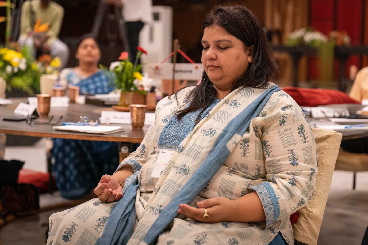 SadhguruAcademy's tweet image. Participants end another intense, power-packed day with &quot;Chit Shakti Meditation for Success&quot;, a meditation designed by Sadhguru. #humanisnotaresource #IshaLeadership #mentoring #talentmanagement #innovation #entrepreneur #startup #business #management