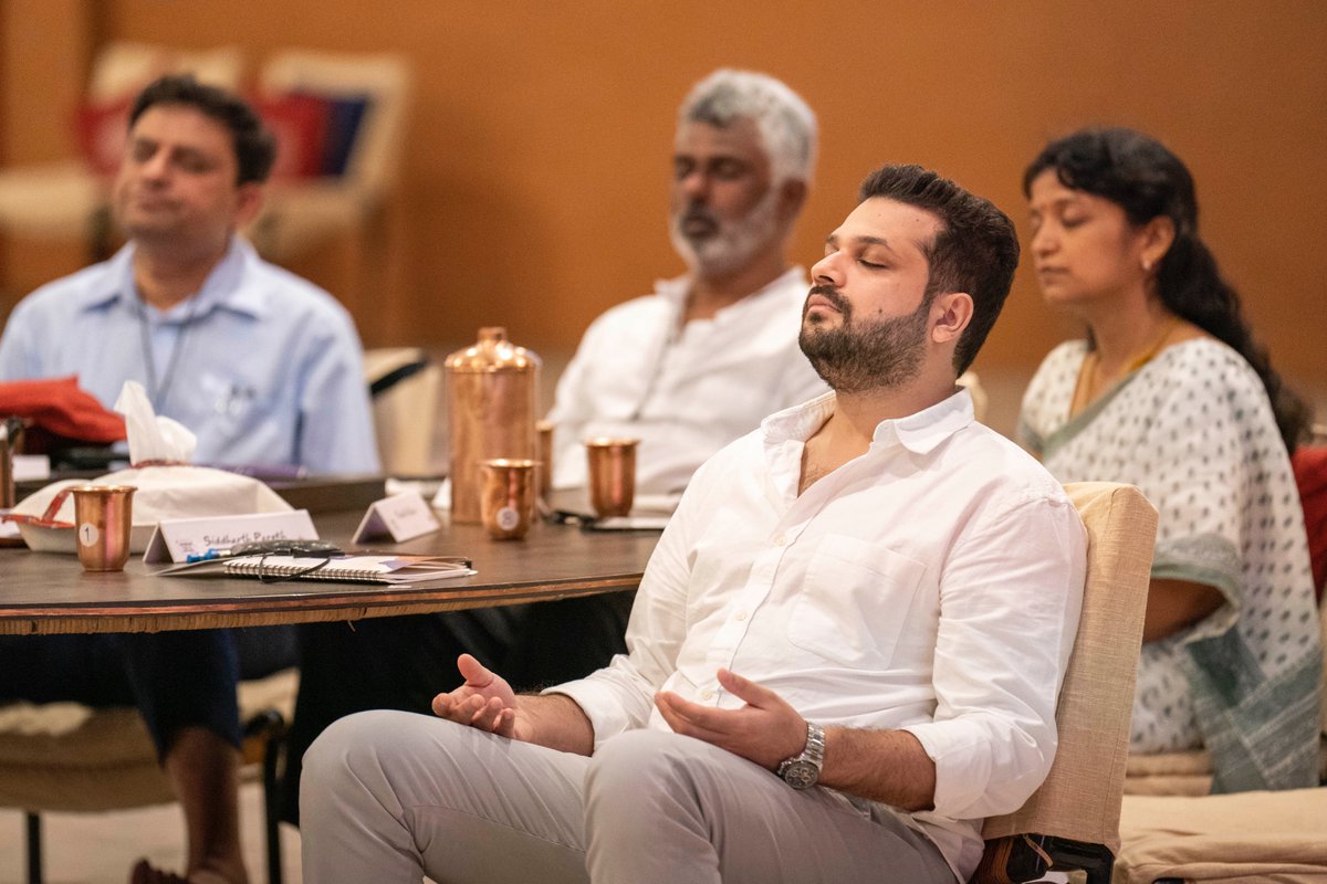 SadhguruAcademy's tweet image. Participants end another intense, power-packed day with &quot;Chit Shakti Meditation for Success&quot;, a meditation designed by Sadhguru. #humanisnotaresource #IshaLeadership #mentoring #talentmanagement #innovation #entrepreneur #startup #business #management