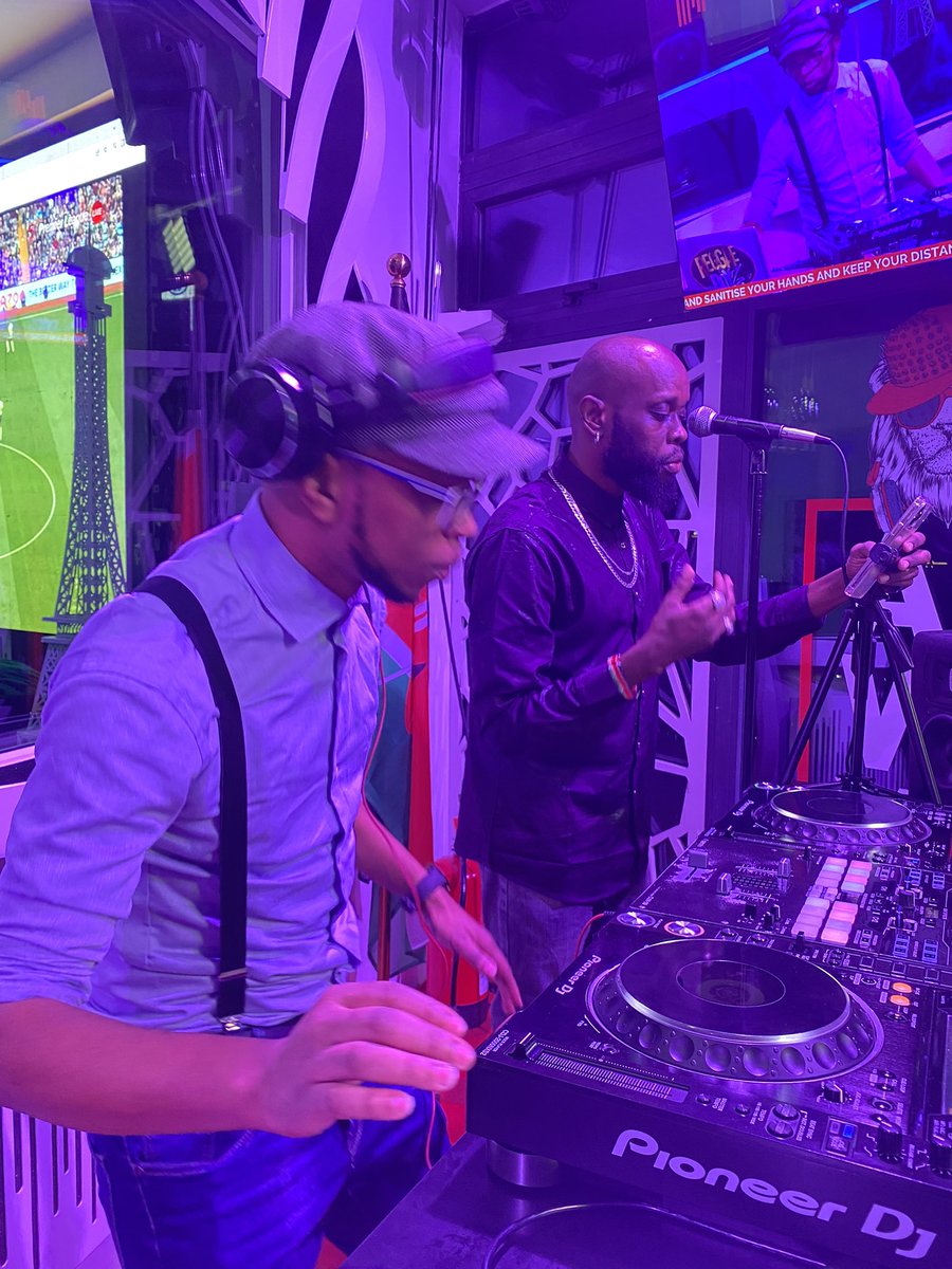 Wale wabayaaa 🔥🔥🔥
#ReggaeboyzonNRG 
7pm-10pm @nrgradiokenya @nrgweeekedshow 
<a href="/mc_fullstop/">mc fullstop</a> @supahero_djnavel <a href="/talldjsmash/">TallDjSmash</a>