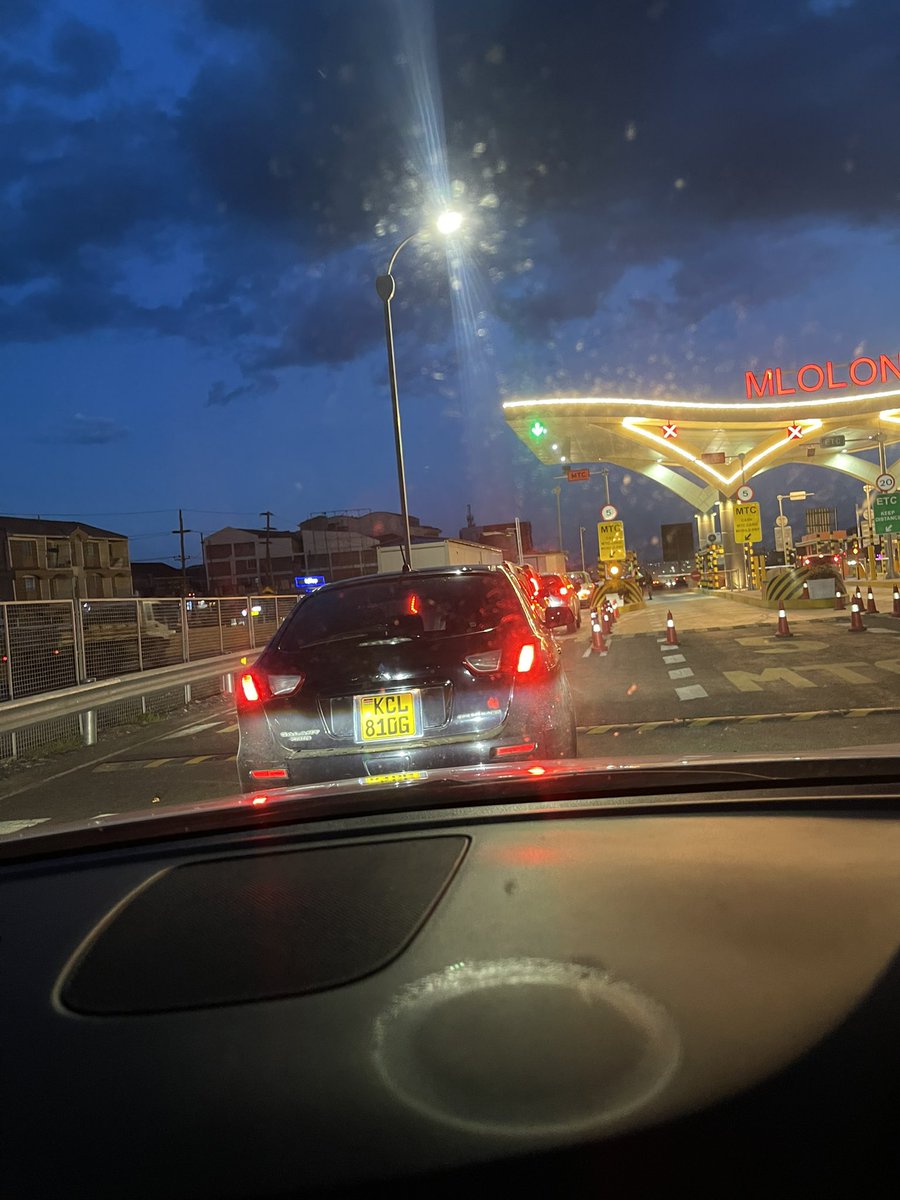 Marigasally's tweet photo. Sgr this is a lot of BS you use the express way to save time and then they open one booth for payment causing so much traffic.  SMH. @Ma3Route @TransportKE @KenyanTraffic https://t.co/O4OQE53TmS