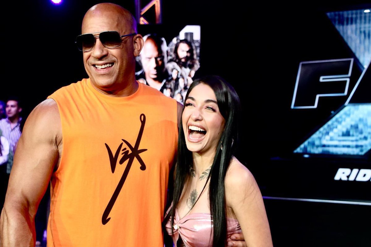 PortalMariaBra's tweet photo. DIVOS!
“Obrigado Argentina, Brasil e Colômbia por emprestar seu incrível talento à nossa trilha sonora do FastX!!! Nós te amamos, para sempre!! #FastX #fastxsoundtrack🔥” — Vin Diesel via Instagram https://t.co/Zbu78nVcii