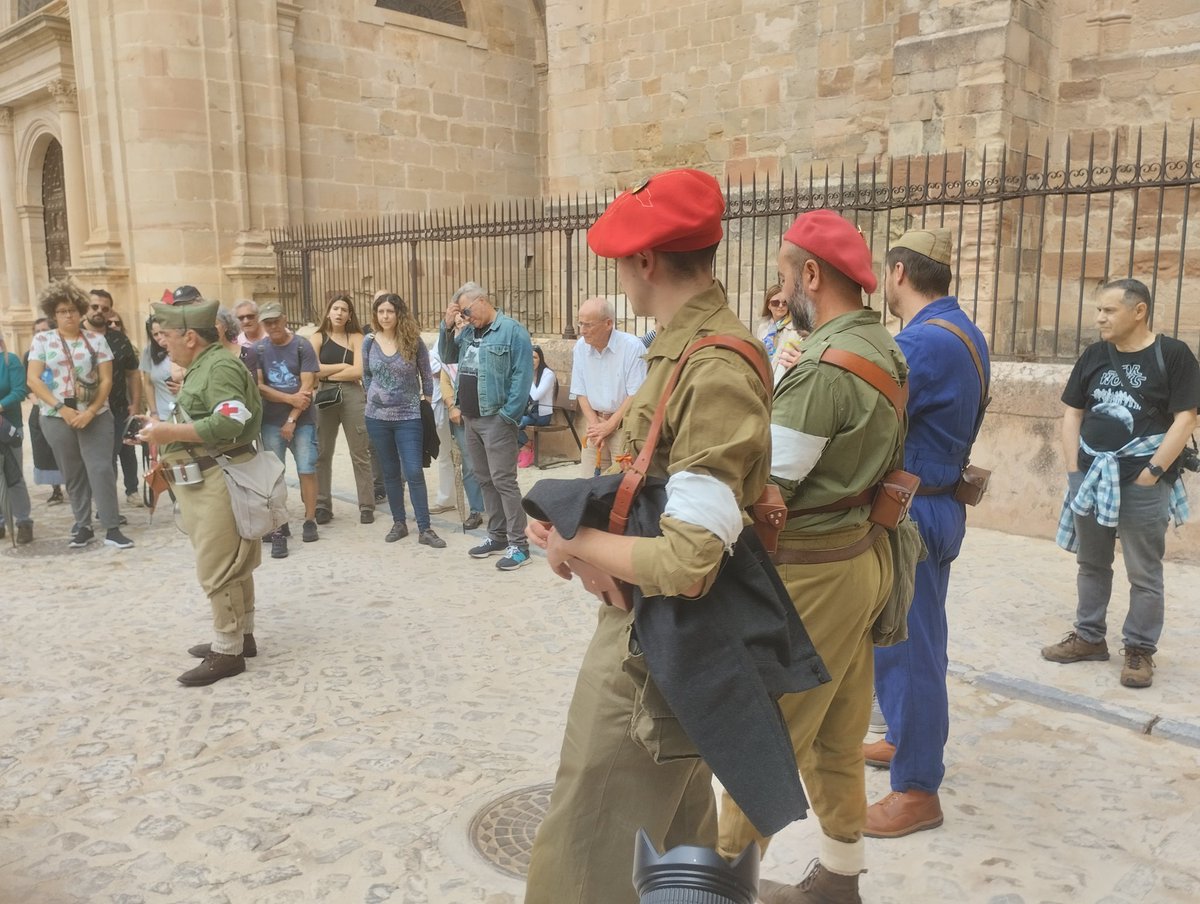 danieldlgu's tweet photo. Gran jornada divulgativa sobre #LaGuerraCivilEspañola en #Sigüenza 
No perdamos la memoria de lo que pasó en 1936.
✊🏽 ❤️💛💜 https://t.co/ci5VgbxuMv