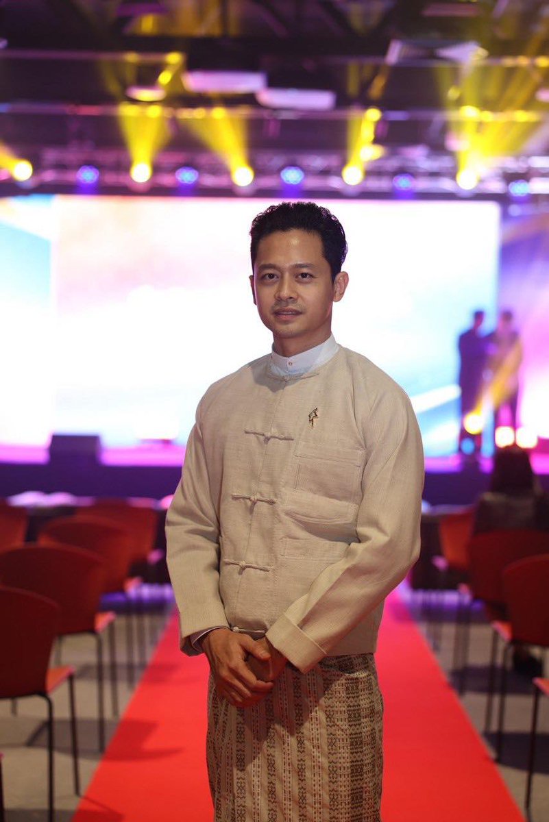 Smo_DAUNG's tweet photo. "From Chaophraya to Irrawaddy" won "Best Drama Arts Elements" in 37th "TVGold Award"#จากเจ้าพระยาสู่อิรวดี #หม่องสะ 
#TVGAwards #TVGoldAwards37th 
#TVGoldAwards #รางวัลโทรทัศน์ทองคำ https://t.co/smo0nZ9ZXT