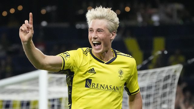 CANSoccerDaily's tweet photo. Toronto FC are back in action at BMO Field tonight riding a three-match unbeaten run with former #TFClive Canadians Jacob Shaffelburg &amp; Lukas McNaughton's Nashville SC in town. 

@aasimhashim sets you up for #TORvNSH for @WakingtheRed 

https://t.co/EQmr4QbEYe https://t.co/yTr7Ht9ZRD