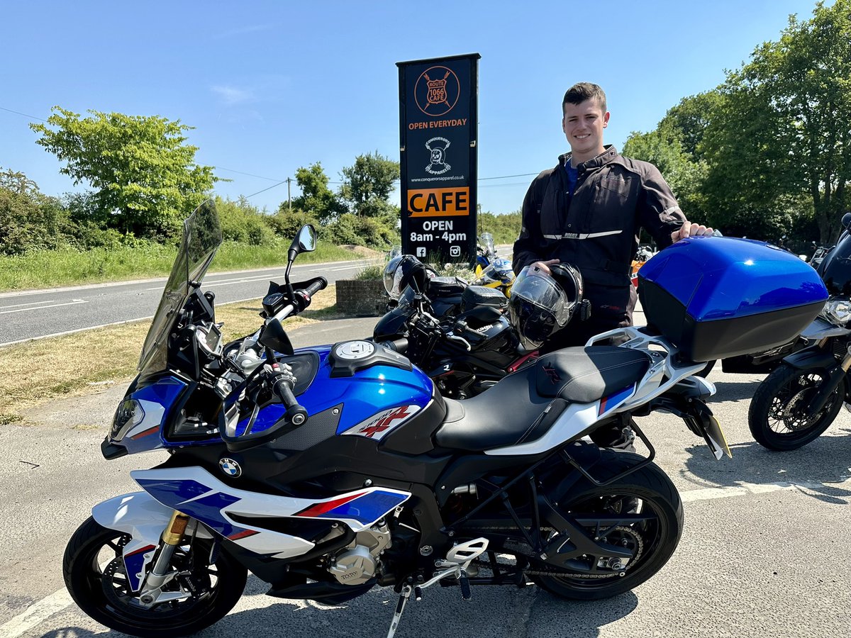 KatrinaASDM's tweet photo. Congratulations to Ben from @Weyvalley_AM, who following his successful National Observer assessment last week, also passed his Master Rider test with distinction today. 
A really impressive rider who is an excellent representative as the @IAMRoadSmart Young Riders Ambassador. https://t.co/vBw8vZ41vV