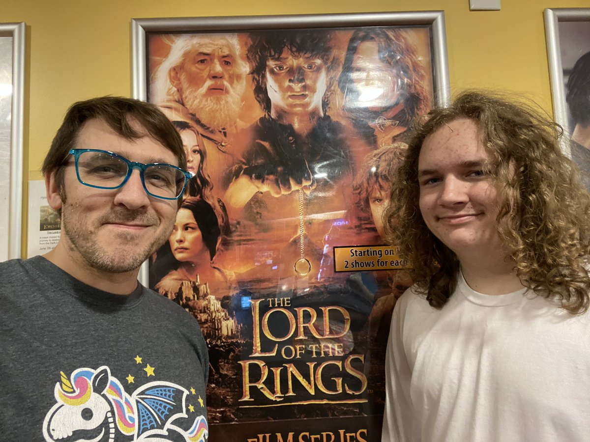 Dad_On_Arrival's tweet photo. Great day to initiate the youngest to this franchise!
@HylandCinema 
#LOTR https://t.co/ZJUbbYbPzO