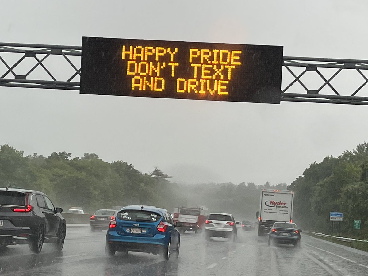 lori_dembowitz's tweet image. Does your state wish its citizens and visitors Happy Pride?  Massachusetts does.
