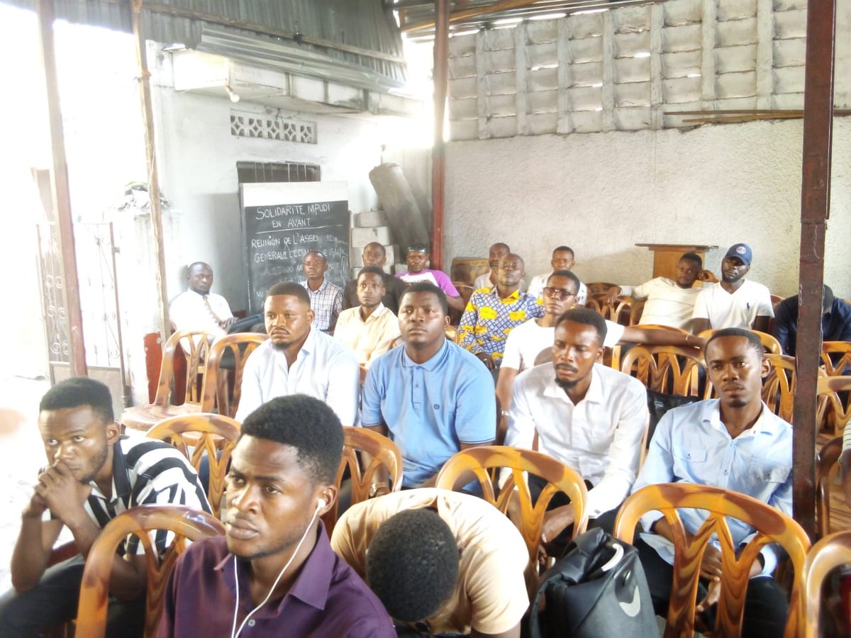 AgapaoDaniel's tweet photo. Les jeunes de L'ASBL LES AMIES @AgapaoDaniel  de la commune de MATETE sont tous terminés pour soutenir @FelixTshiseked3 dans  la réussite de la Campagne sur la @CtmpositiveRdc le samedi 24/06/023
@DeniseNyakeru https://t.co/m1OhuysGlV