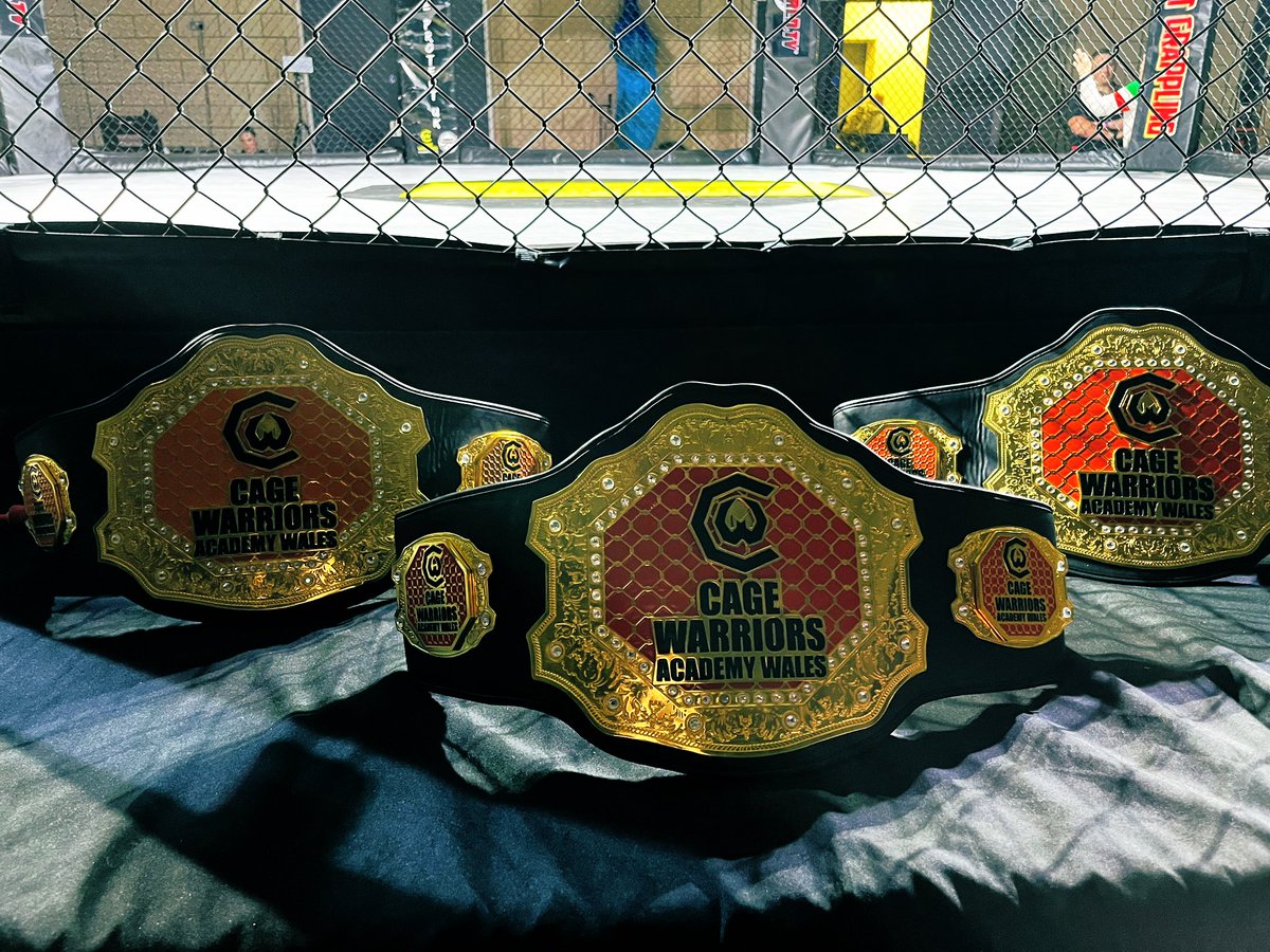 Benfthomas_10's tweet photo. ⚠️𝐁𝐀𝐂𝐊 𝐖𝐈𝐓𝐇 𝐀 𝐁𝐀𝐍𝐆⚠️

CWA Wales returns for its 10th insallement tonight &amp; what a card in store:

🏆Levi Batchelor vs Yassine El Madhi🏆
🏆Dan Kitchen vs Ollie Wilde🏆
🏆Roan Crocker vs Farshad Nazarnia🏆

Keep up to date over @CombatSportsUK ‼️

#CWAW | @CWA_Wales https://t.co/JN3fXJDvWC