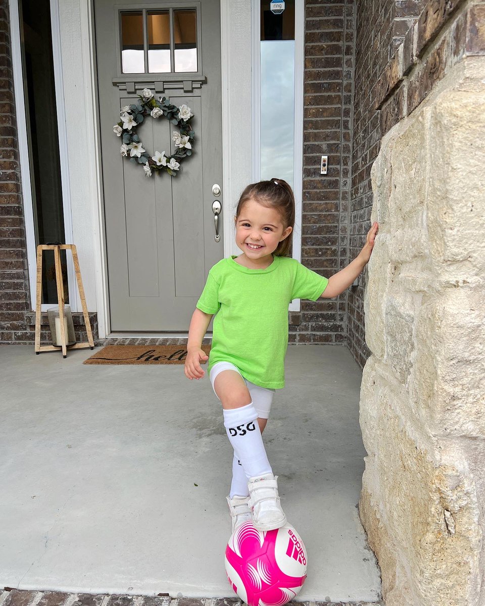 Jessica Hadwin tweet media