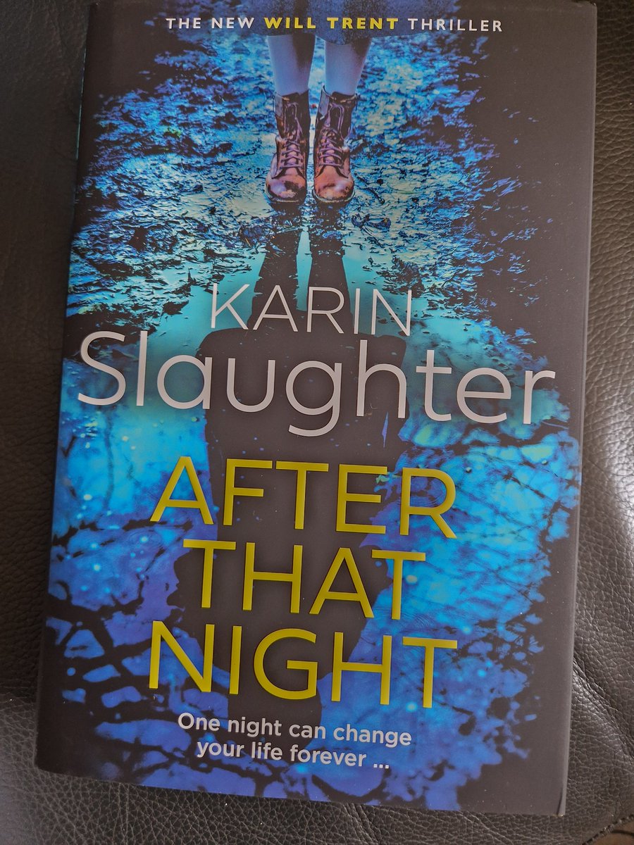 Fab #bookpost today from @ReadersFirst1! 📚⬇️💕

#AfterThatNight by #KarinSlaughter

#books #bookblogger #crimefiction
