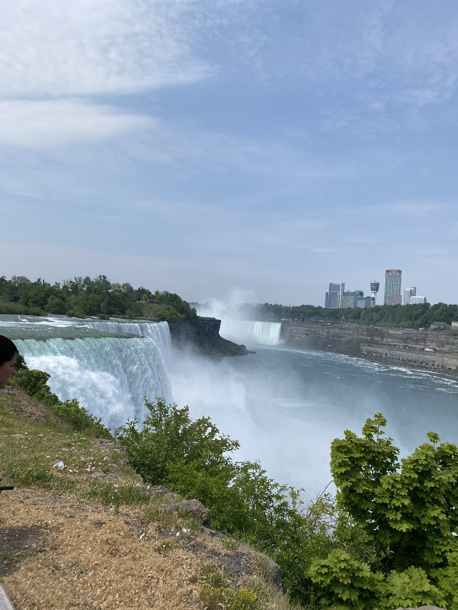 Checked Niagara Falls off the bucket list today ✅