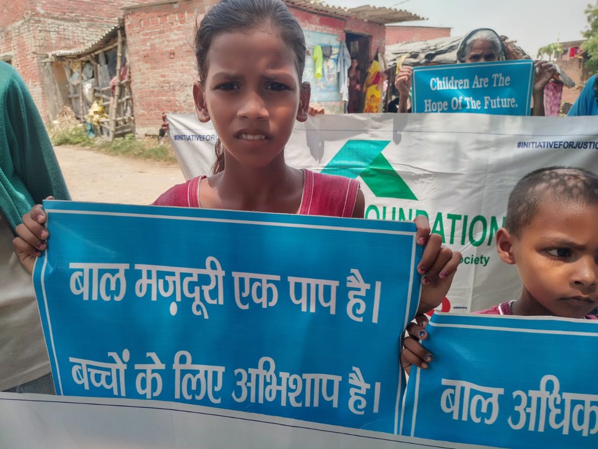 InitiativeOrg_'s tweet photo. हर बच्चा हंसी, प्यार और सपनों से भरे बचपन का हकदार है, न कि शोषण और श्रम का।  
@InitiativeOrg_ के सदस्य द्वारा अपने अपने क्षेत्र में जागरुकता कार्यक्रम के जरिए लोगों को जागरूक किया जा रहा है।
आइए आप भी बदलाव के आंदोलन में शामिल हों और बच्चों की आवाज बनें। #EndChildLabour https://t.co/PcGwOJszJY