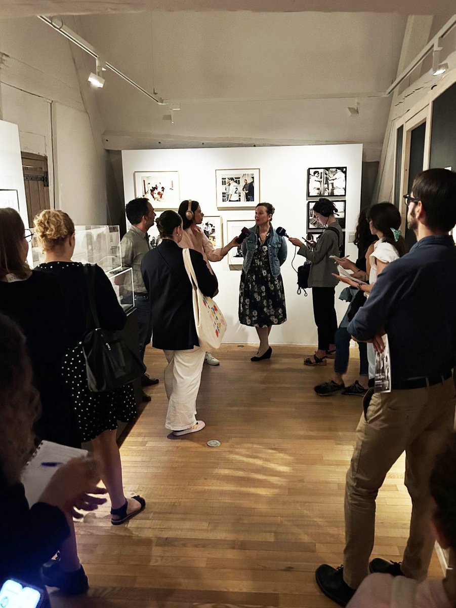 IllustriousLab's tweet photo. Aperçu de la scenographie du projet #TellMe 2 #IN2FROCC par @AudeLeGuennec co-commissaire de la nouvelle #exposition « S'habiller pour l'école » @MuseeEducation et la conférence de presse qui a suivi. Avec #StudioAbi @illustriouslab Xiang Li #éducation #enfants #vêtements #école https://t.co/uP0yaxtXbb