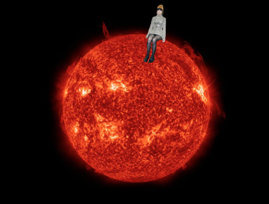 Hayley Williams sat on the sun