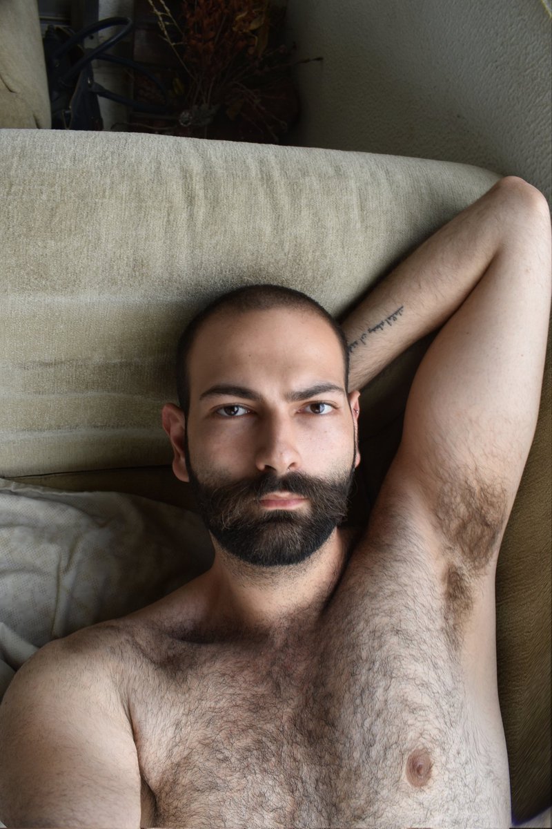 itsKarimKaram's tweet photo. Saturday's blues but in nude.
.
.
.
#photography #photo #photooftheday #beardedmen #bearded #lebaneseguys #menblogger #style #hoscos #photographer #menwithstreetstyle #model #hairygay #hairy #gay #gayart #gayboy #scruffy #scruffygay #themanpr0ject https://t.co/f5pJrtjtMH