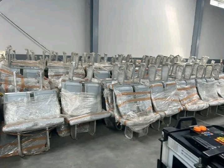 #Urgent Production locale en marche.Ce que la RDC a manqué  30ans durant,depuis 1991 à la disparition du Général Motors.Désormais une Usine d fabrication Mercedes-Benz,financée à 90%par l'État congolais contrairement à ce que disent certains journalistes haineux.Bravo @fatshii13