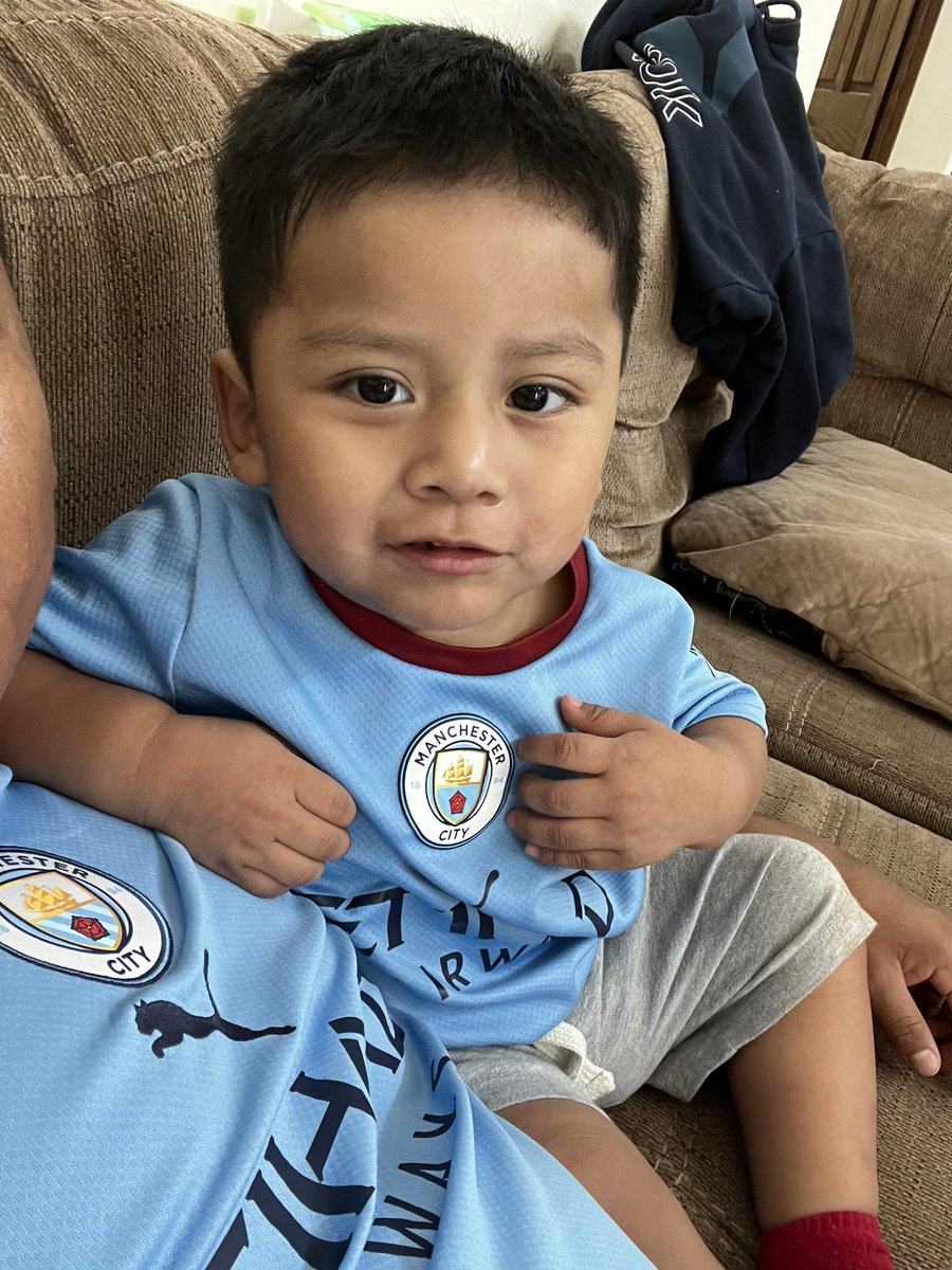 Emiliano and I are game ready. Let’s go City! 🙏💙 #CL #City