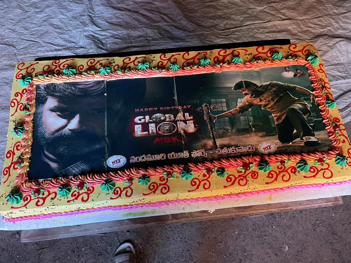 10kgs cake .. 
#HappyBirthdayNBK