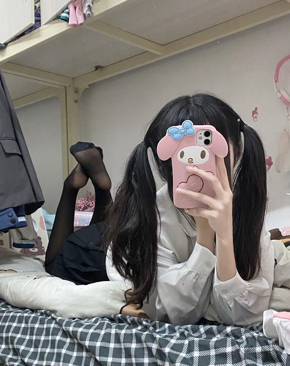 Michell67541979's tweet photo. @saobeii 娇小 https://t.co/xmJqn2KKDi