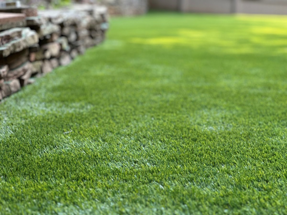 PinehurstPros's tweet photo. 📷 Project Location: Chapel Hill, North Carolina
Greetings, #PinehurstTurfPros community! We're thrilled to share our latest and spectacular Artificial Turf installation completed yesterday (06-09-2023) at a beautiful home in Chapel Hill, North Carolina! 📷📷 https://t.co/QC9CMjFaEw