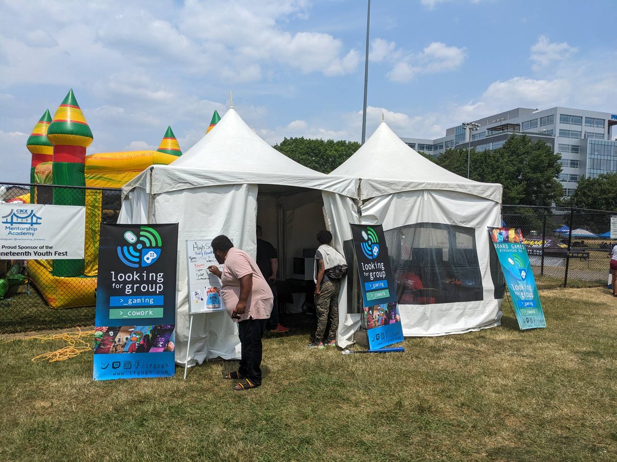 Looking for Group tweet media