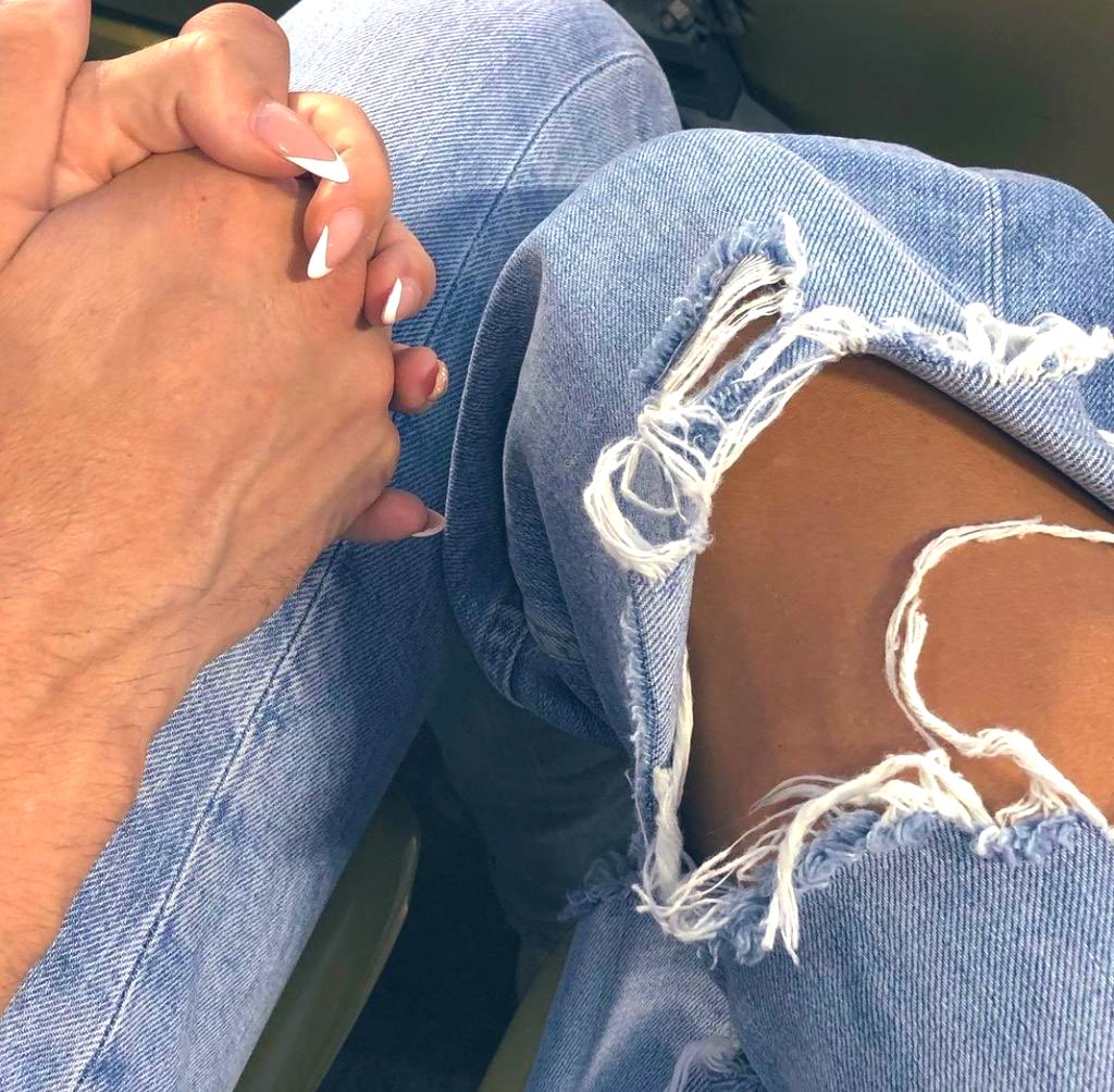 ᅠ
                              buena onda.
ᅠ