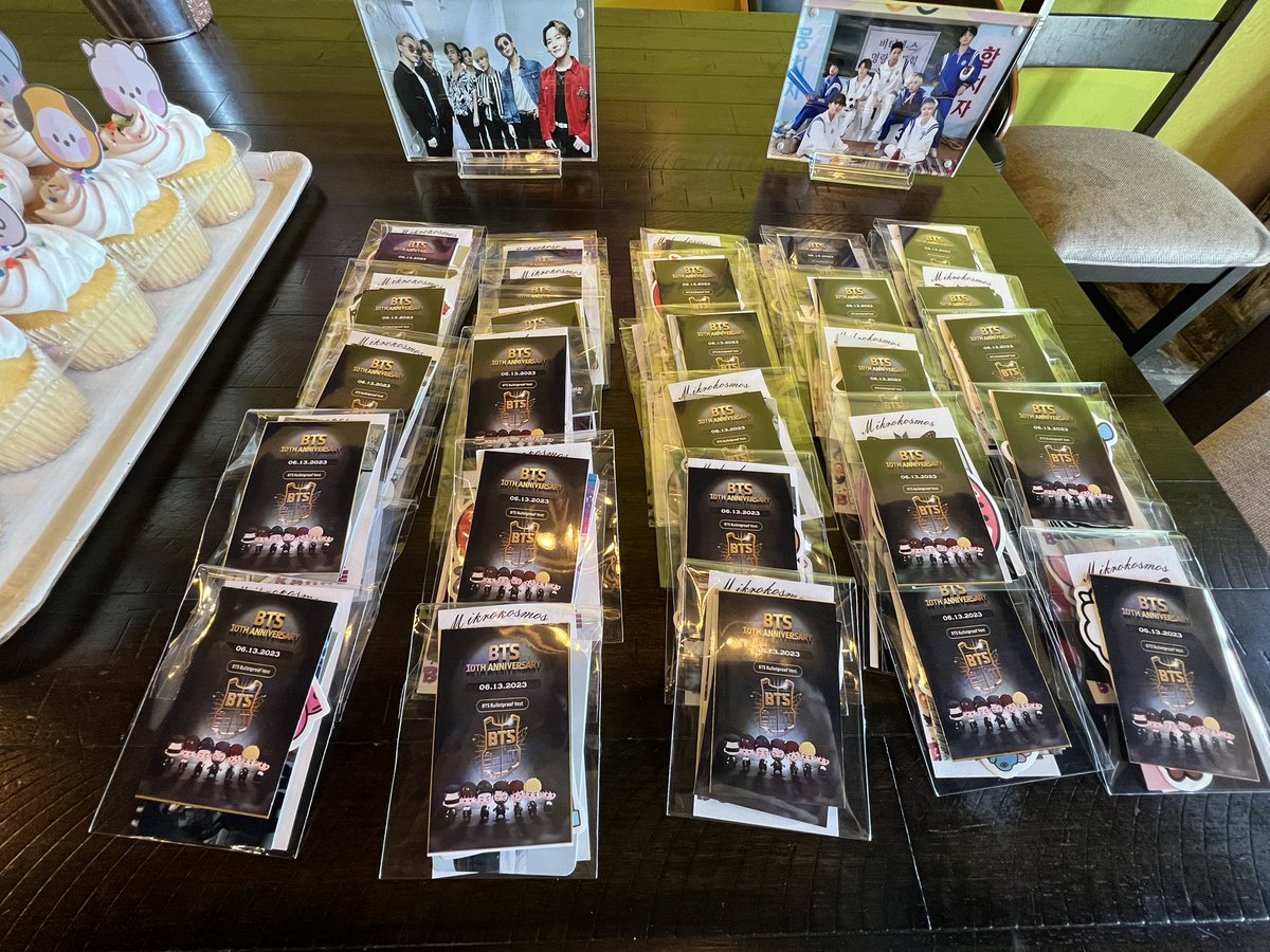 MikrokosmosYoun's tweet photo. See you soon ☺️💜
@BTS_twt @bts_bighit 
#btsgoeson #lifegoeson  #MNArmy  #minnesotaarmy  #btsbirthday #btssleeve #btsxanniversary #btsxarmy #BTS #army  #cupsleeve #kpopcupsleeveevent  #btscupsleeveusa #kpop #Minnesota #bt21 #babybt21 #festa #BTSFESTA https://t.co/cLUz2wqxia
