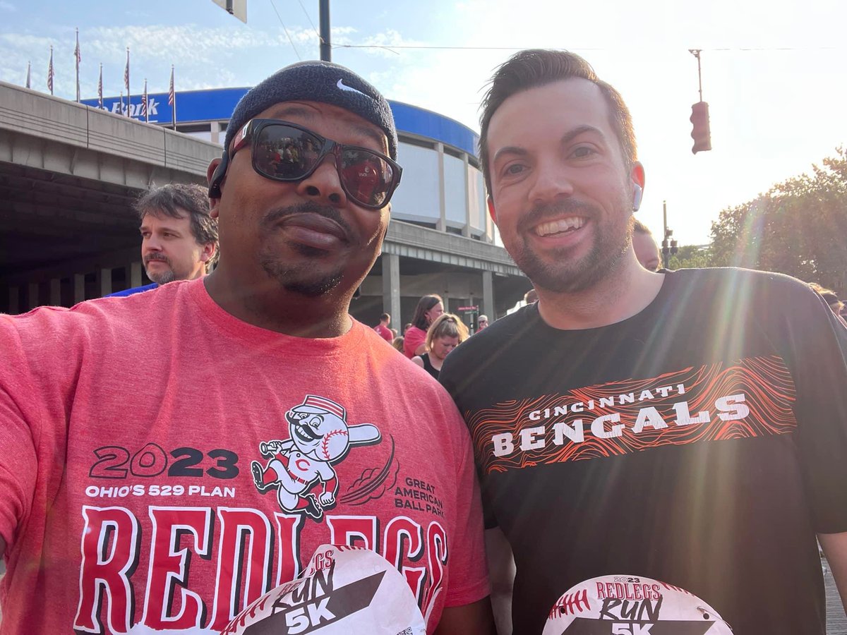 DE_MattM's tweet photo. Finished top 10 in my age group. Not bad for my first 5k! (All races should end inside a sports venue.) @Reds #RedlegsRun https://t.co/6WQEMsneQl