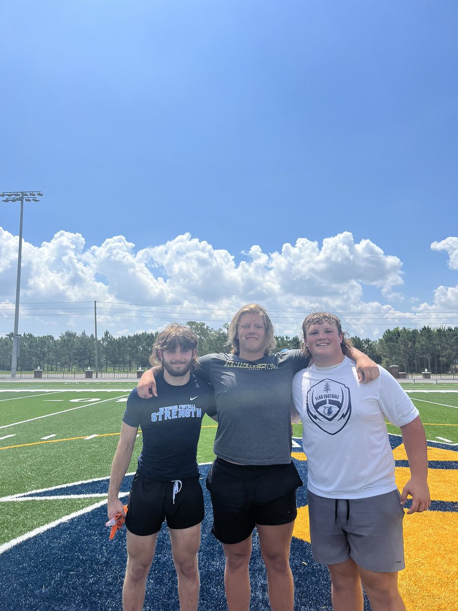 Great Camp today with <a href="/WarnerUFootball/">Warner Football</a> Thank you <a href="/CoachWBethel/">Coach Will Bethel</a> for the great coaching today! 
<a href="/CoachKendallTod/">Coach Kendall Todd</a> <a href="/NewsomeWolvesFB/">NewsomeWolvesFootball</a> <a href="/southeastelite/">Southeast Elite</a> <a href="/KstillsR/">Ken Stills</a> <a href="/dburks88/">Dialleo Burks Sr.</a> <a href="/larryblustein/">Blustein Recruiting</a> <a href="/BallersInTheBay/">Ballers In The Bay</a> <a href="/GarrettWeisger1/">Garrett Weisgerber (2025)</a> <a href="/BrandonHall_FB/">Brandon Hall</a>