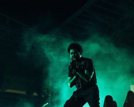 amores (the weeknd) vícios (the weeknd) obsessões (the weeknd)