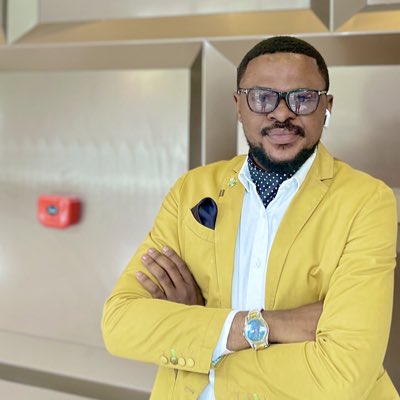 ChadrackTabu's tweet photo. #NouvellePhotoDeProfil Jésus-Christ est Dieu. https://t.co/x2O83WkkPh