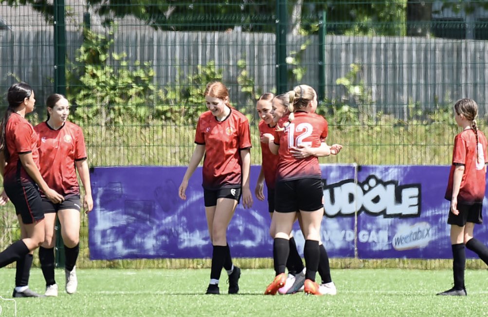EllaTouty's tweet photo. Amazing result this season! 
Bring on the next ❤️@CDFW_Reds @CDFWanderersFC https://t.co/OckMr2oNHh