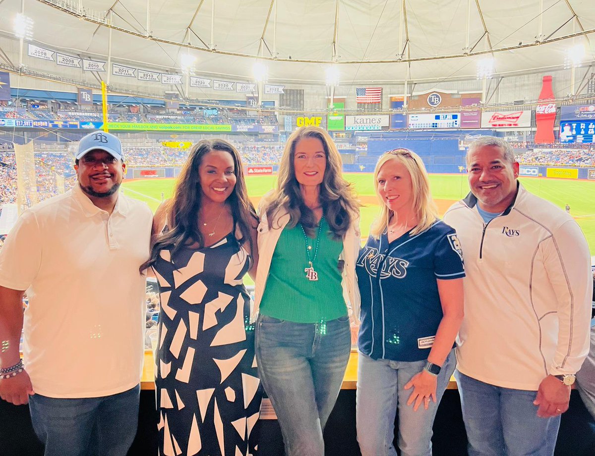 ItsReneeBaker's tweet photo. I had a great time watching the @RaysBaseball win with my amazing @LeadershipFla #Cornerstoneclass39 classmates. #WestCentralRegion https://t.co/EKfrGaTaIs
