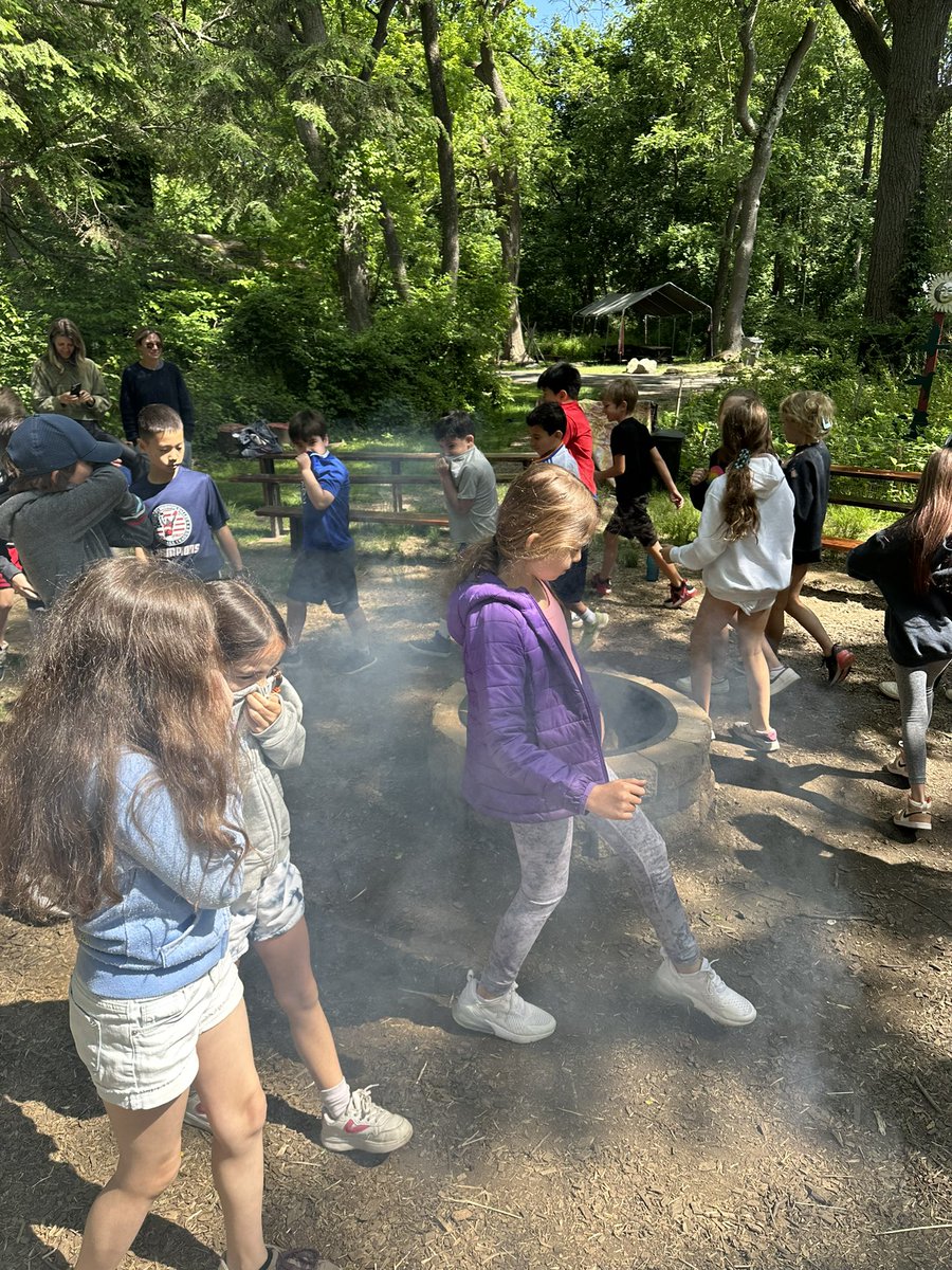 MsDavidsonk's tweet photo. Weinberg Nature Center! #heathcotepride https://t.co/GEoCgVBjuM