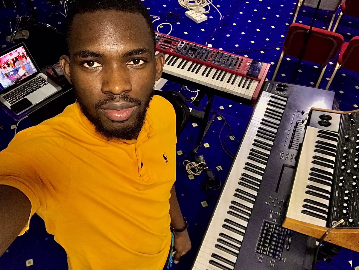 vme_beatz's tweet photo. Let rehearsal begin 😏⏳🎹
#nordkeyboards #YAMAHA #montage8 #Moog https://t.co/XE1ucN29VV