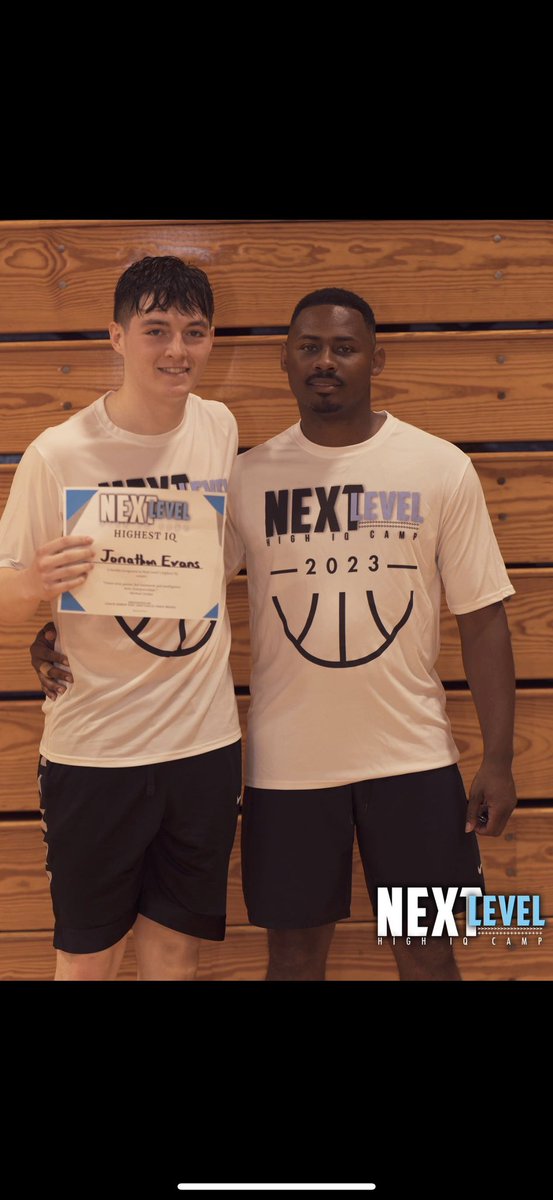 Highest guard IQ <a href="/JonEvans_20/">Jonathon Evans</a> 🔥