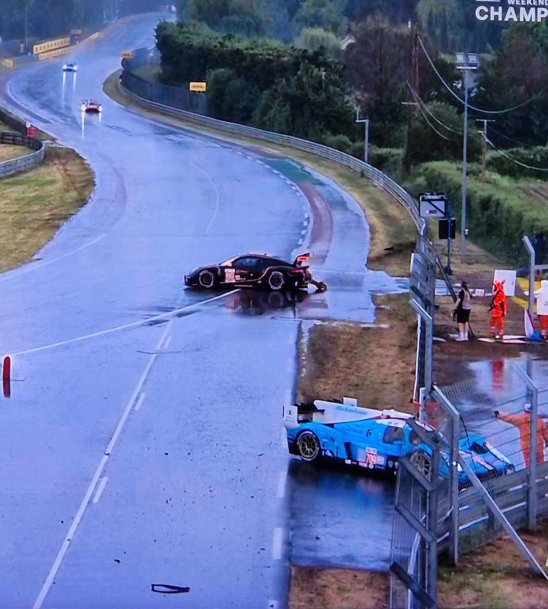 Nikki 🧡 tweet media