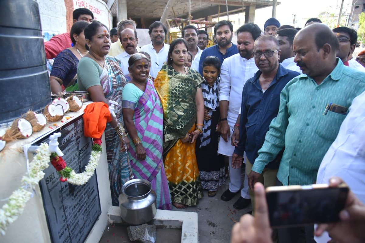 To ensure uninterrupted drinking water supply to the people of Ambedkar Nagar, Kurmabasthi, Veernagar and  Chintal Basti in Nampally Assembly Constituency in #Secunderabad, I inaugurated new common drinking water connections and new borewell connections today.