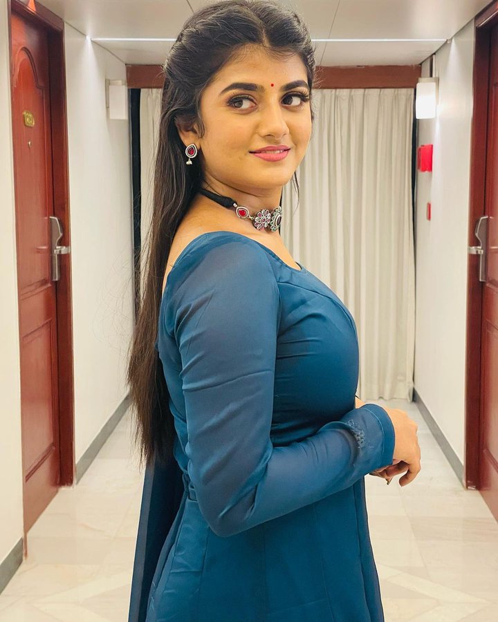 FyRswotaEAIoaRA?format=jpg&name=900x900