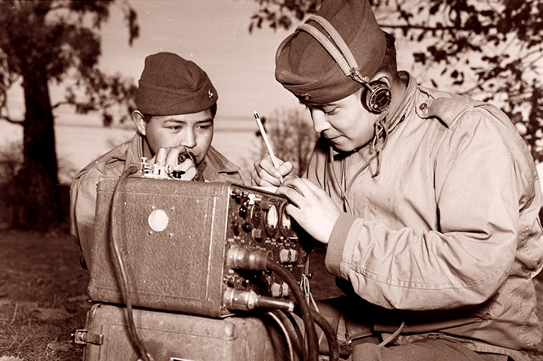 In this lesson, students will learn about #CreeCodeTalkers in the #SecondWorldWar. ow.ly/pYHR50OGJQm

#IndigenousHistoryMonth #TeacherTwitter