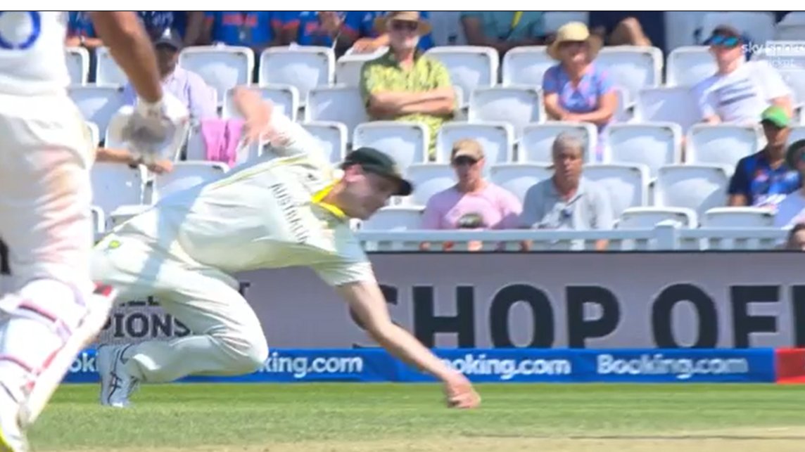 grk6699's tweet photo. Smith claims catches (when it's not even a catch) #WTC2023Final #indvsauswtcfinal https://t.co/QPNrswdIPw