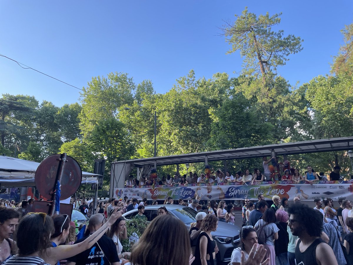 maria laura rodotà tweet media