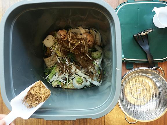 Bokashi #composting works by fermentation. Add food scraps &amp; #bokashi bran, then seal the container &amp; let the #microbes do their work. A great solution for composing indoors. Visit the #Co-op at #BBR for a bokashi composting kit. #BostonBuildingResources conta.cc/3WTZzJF