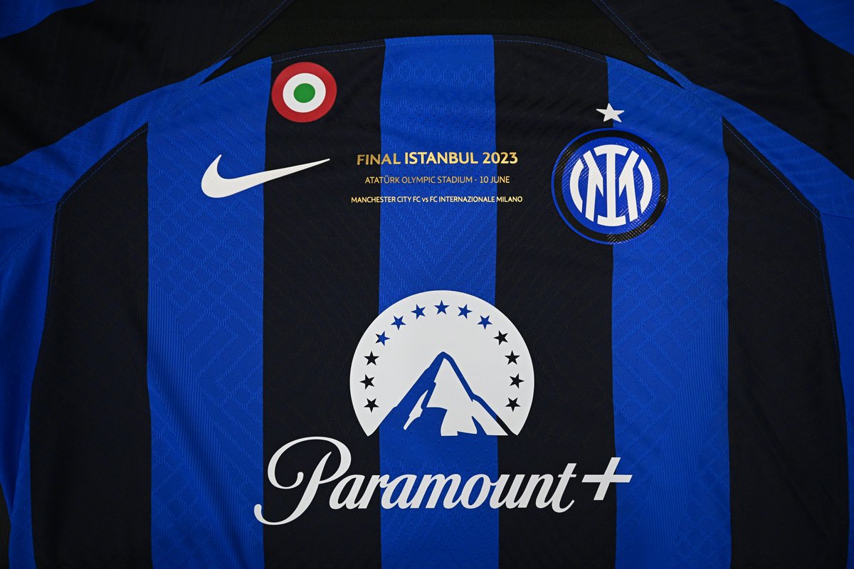 Inter_ar's tweet image. سنرتدي ألواننا التاريخية في مواجهة الليلة 💫⚫️🔵

#مان_سيتي_إنتر | #دوري_أبطال_أوروبا | #فورزا_إنتر | #UCLFinal | @ParamountPlusIT