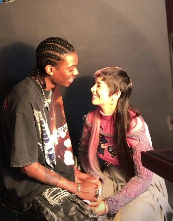 zZZgarden2's tweet image. Te trair??
Amor, minha meta é ter esse relacionamento