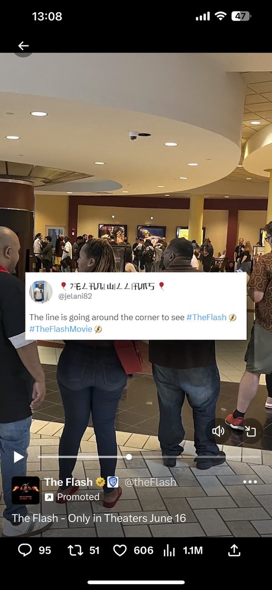 rajeemj09's tweet photo. @theFlash This this the only thing I noticed https://t.co/KrNWhINJx9