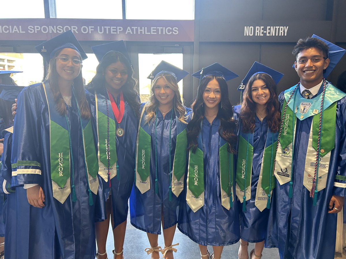 MSynergi4's tweet photo. Congratulations to our Class of 2023 🎓 Wishing you all the very best as you go out to accomplish your dreams and conquer your goals! 

Be Bold. Be Courageous. Be YOUR Best!
#STEMfamily #HornsUp🤘🏽 https://t.co/ASlNqqOMZh